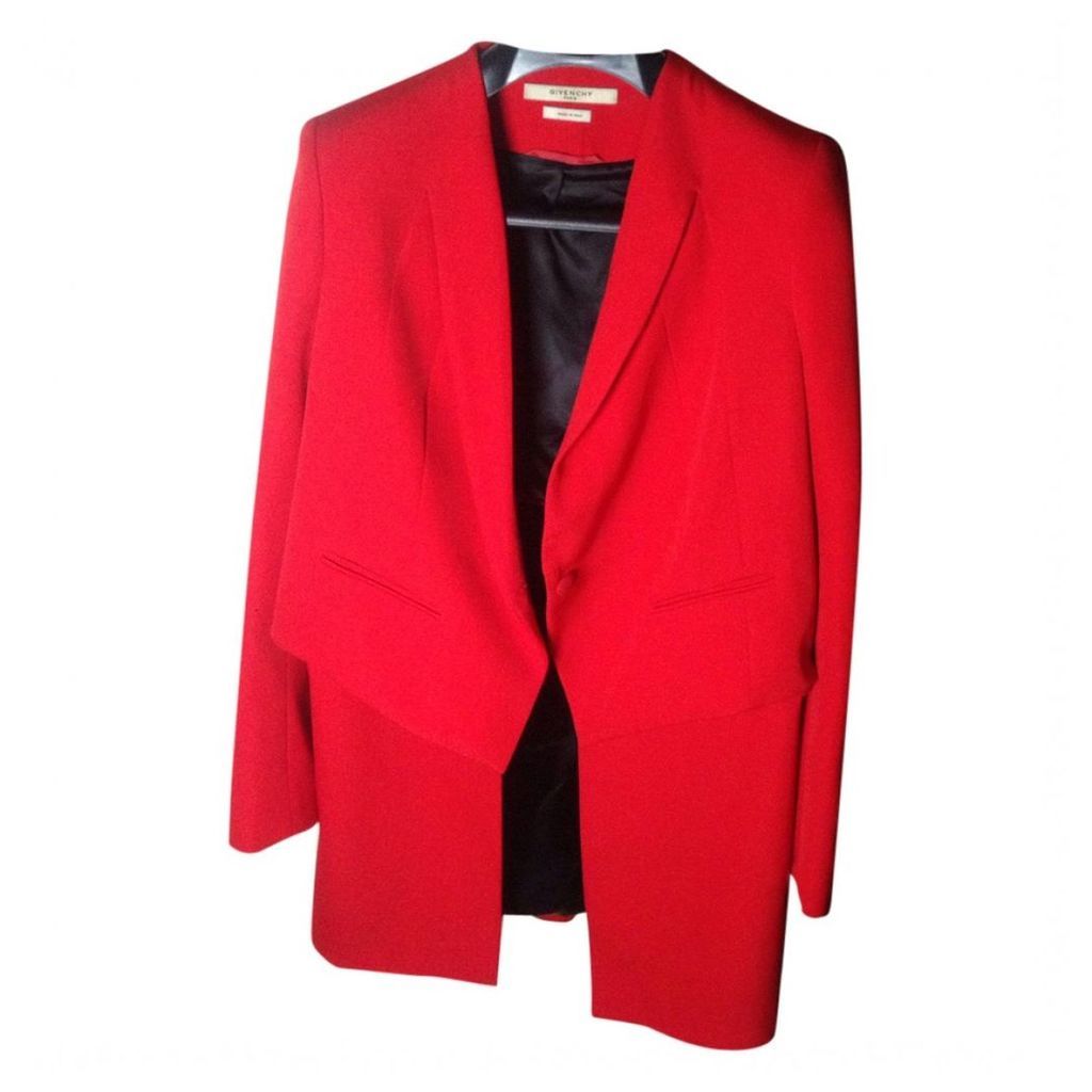 Red Givenchy suit modifiable ja.