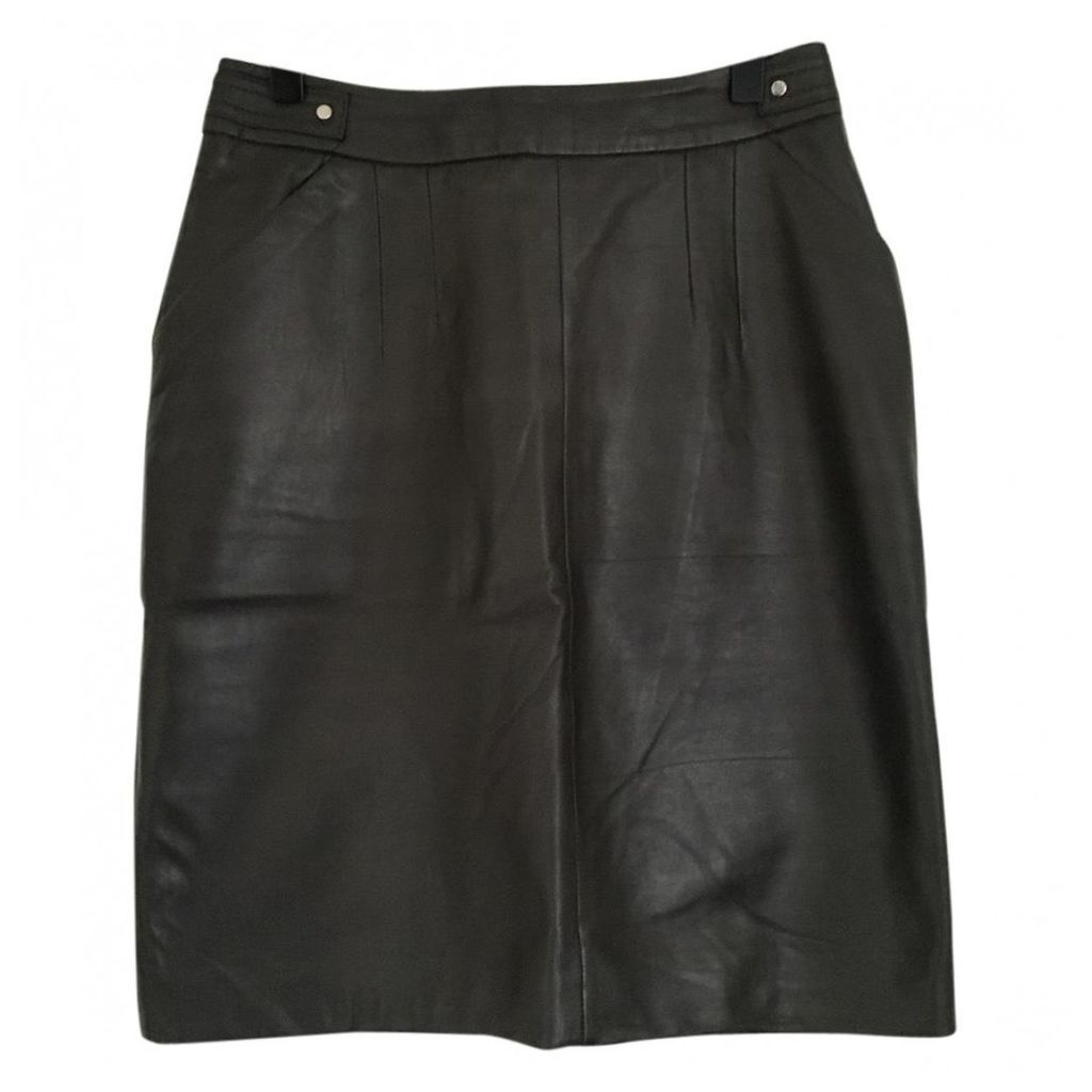 Straight leather skirt.