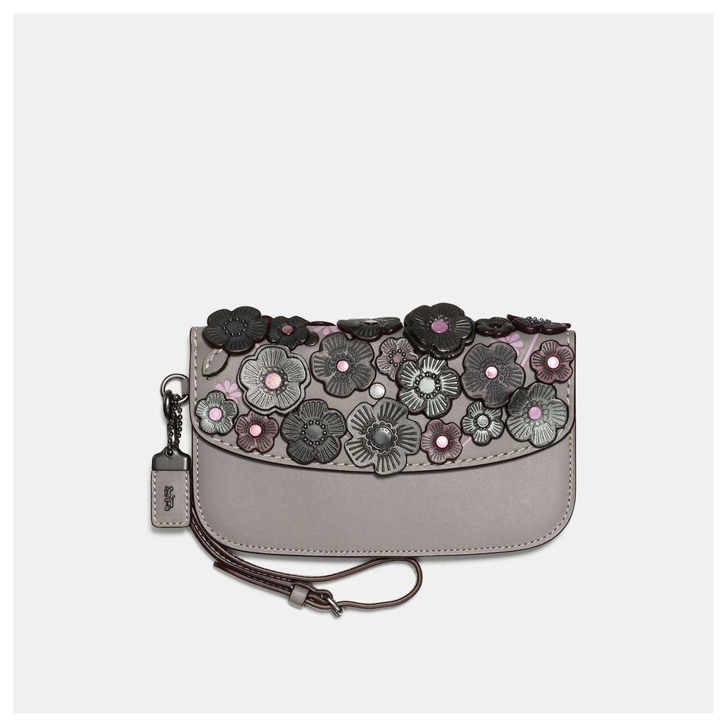Clutch With Small Tea Rose