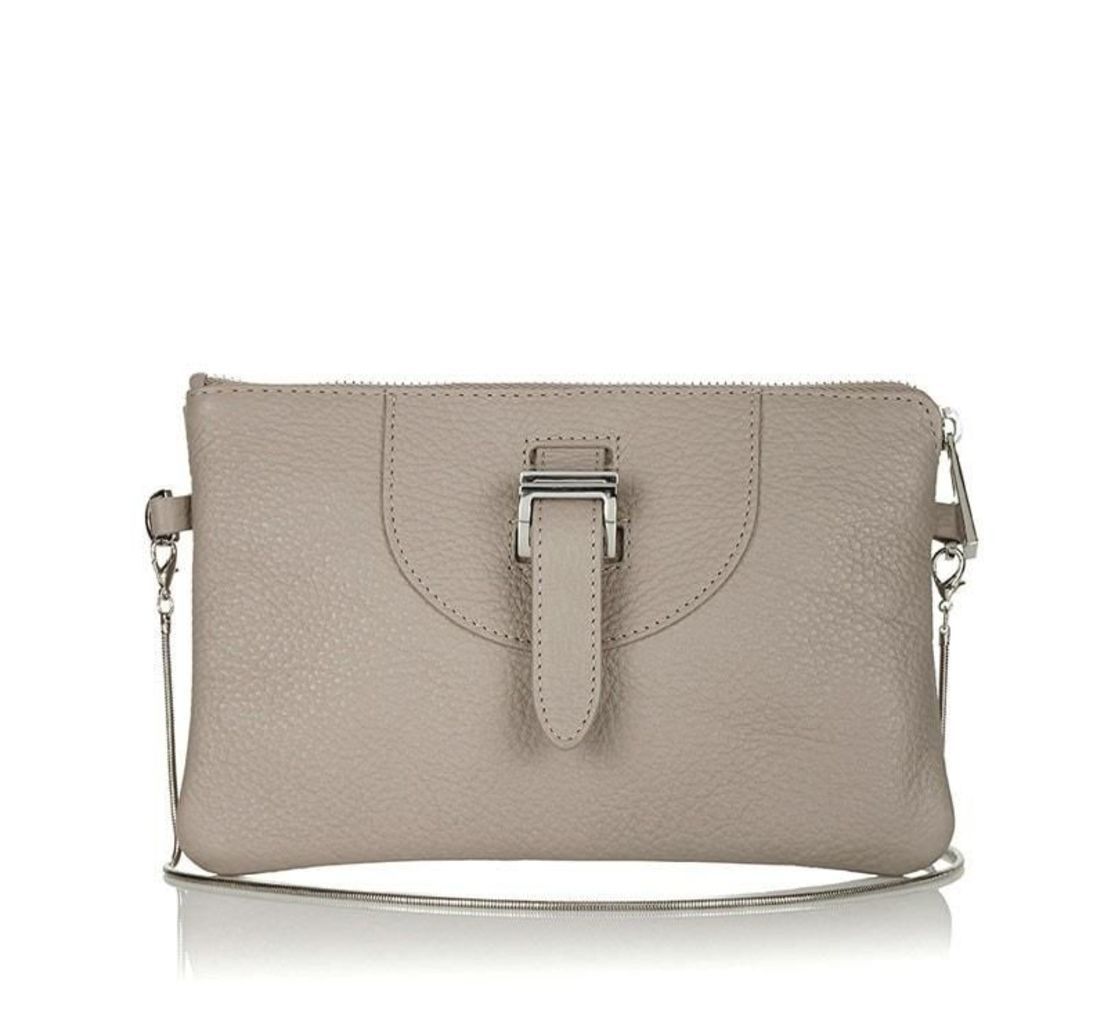 Thela Clutch Taupe