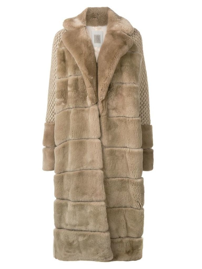 Eleventy oversized fur coat - Neutrals
