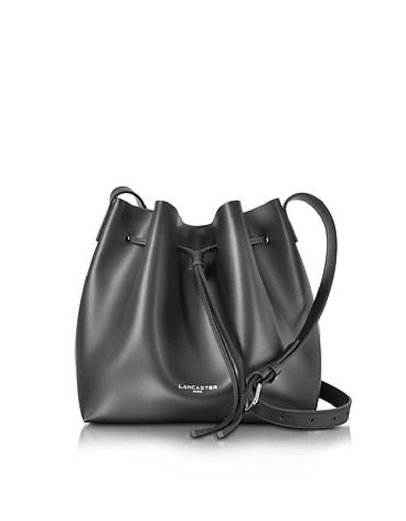 Designer Handbags, Pur Smooth Leather Bucket Bag
