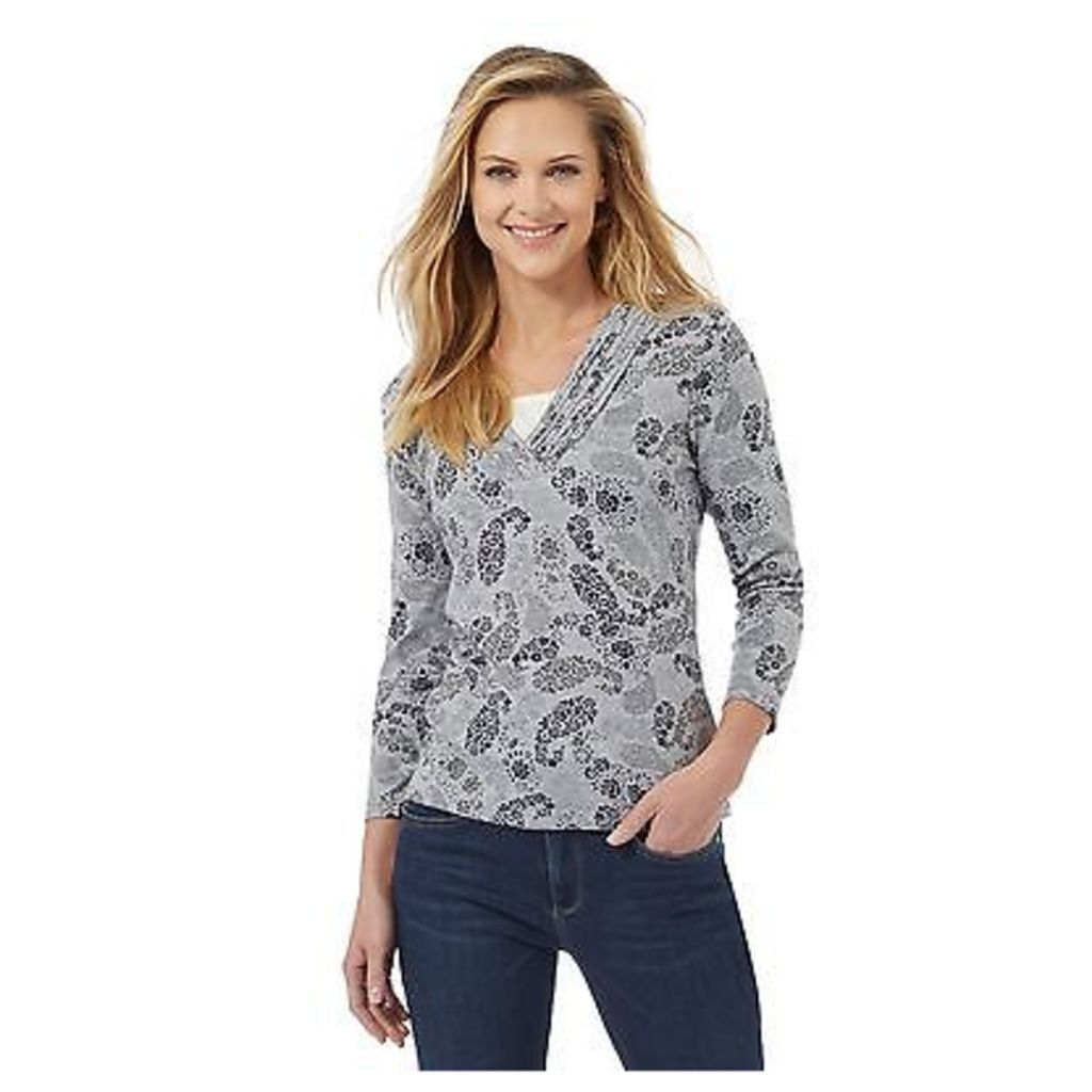 Maine New England Womens Grey Floral Paisley Print Pleated V Neck Top