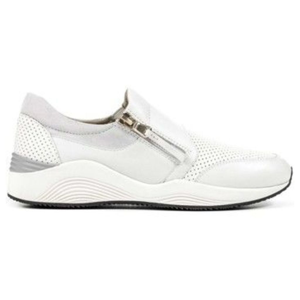 Geox  D620SA 00085 Sneakers Women Bianco  women's Walking Boots in white