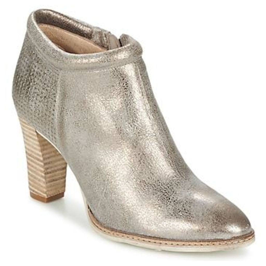 TELYR  women's Low Ankle Boots in Silver