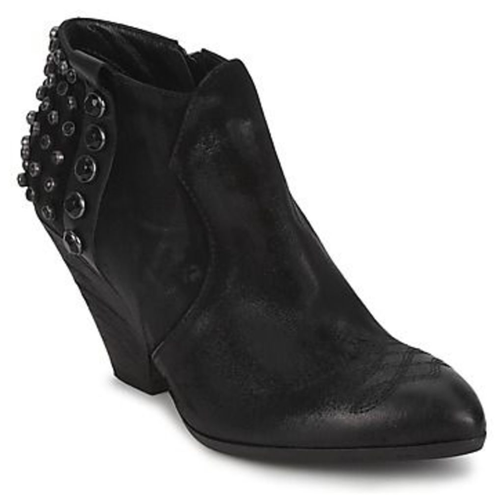 CLOUTI  women's Low Boots in Black