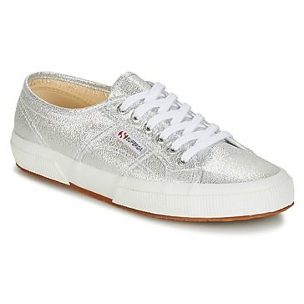 2750-LAMEW  women's Shoes (Trainers) in Silver