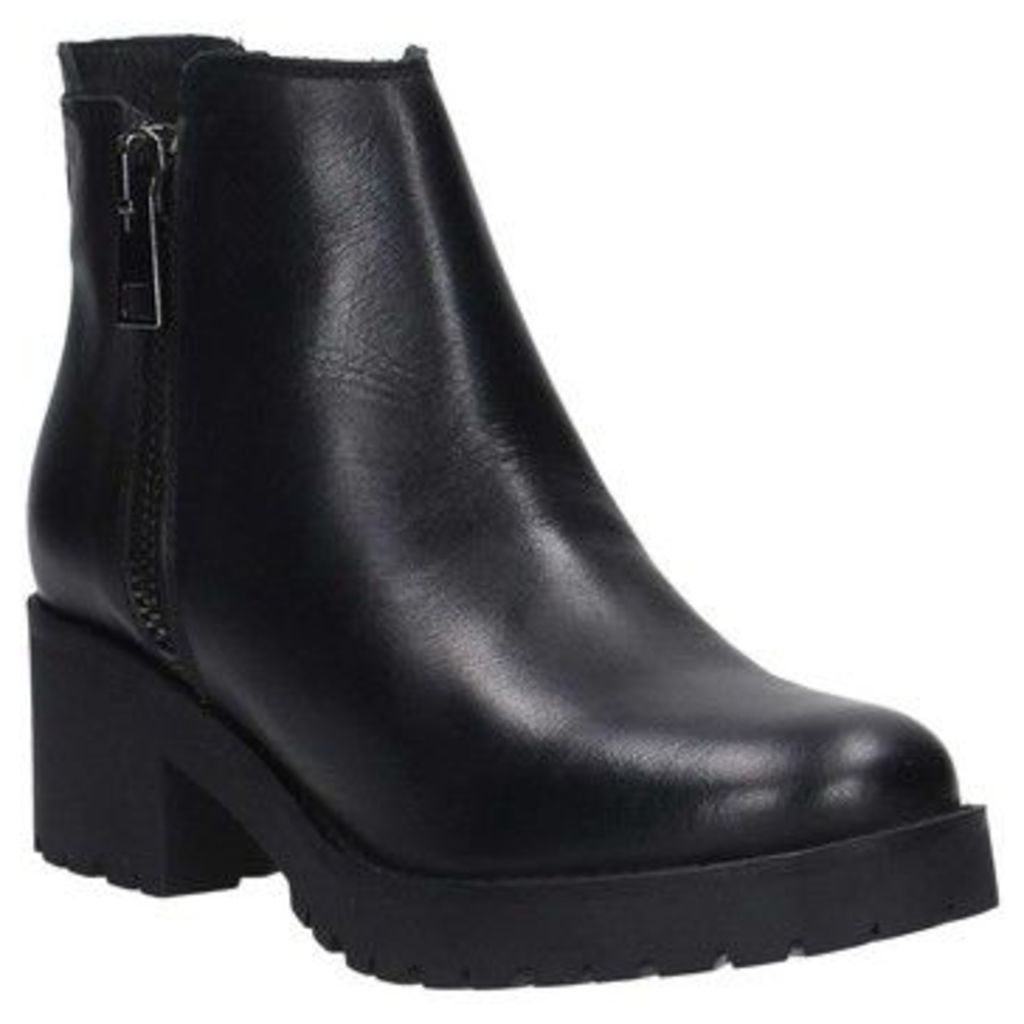Brigitte  4441113 Ankle Boots  women's Low Ankle Boots in black