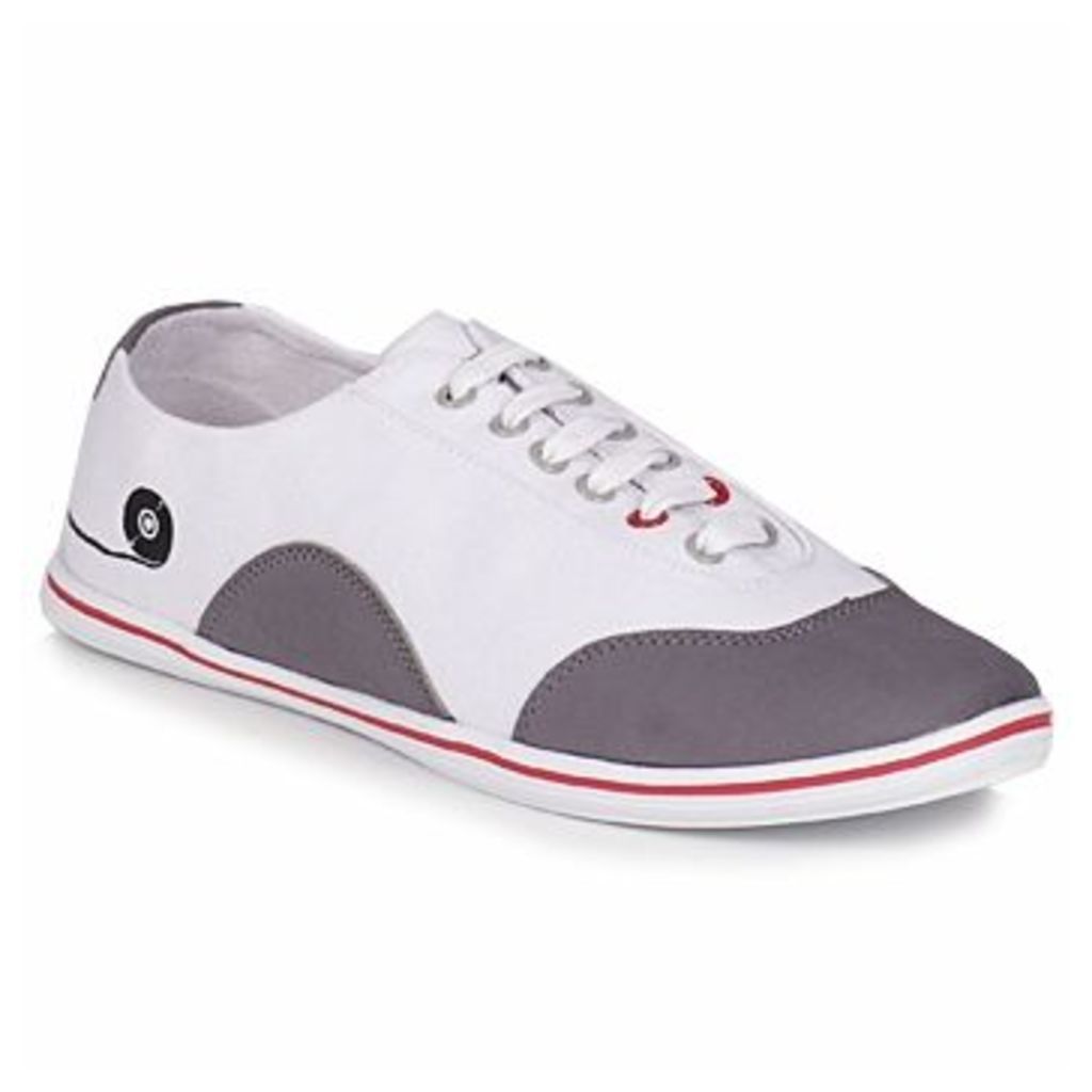 The Cassette  THE BOBI  women's Shoes (Trainers) in White