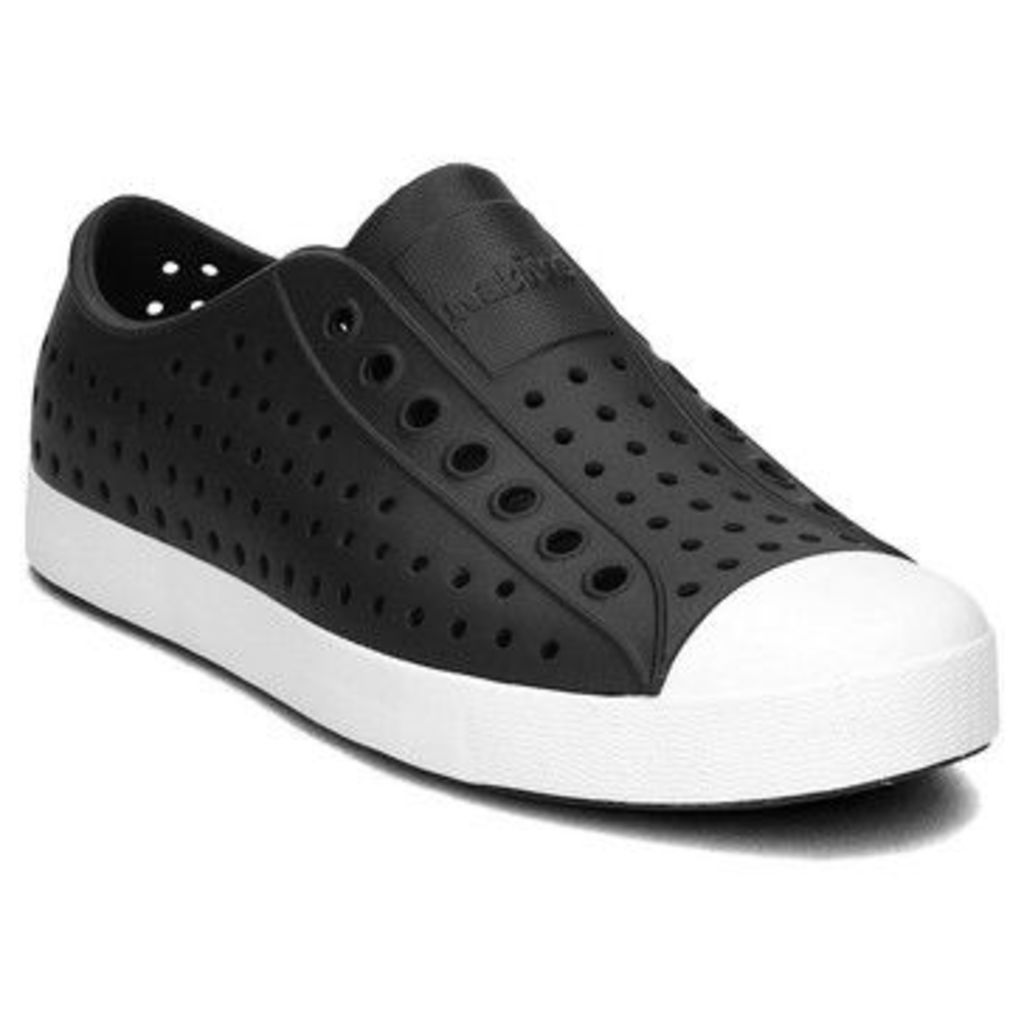 Native  Jefferson  women's Shoes (Trainers) in Black