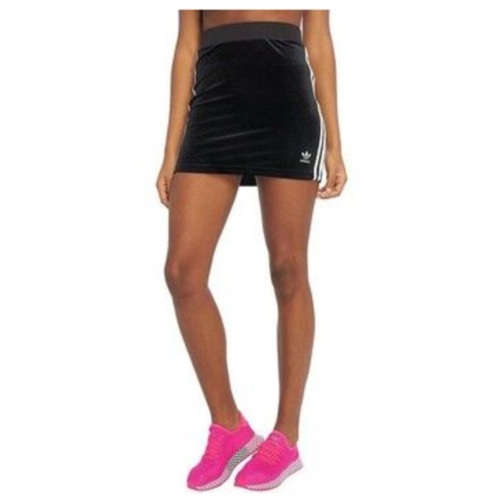 adidas  FALDA  women's Skirt in Black