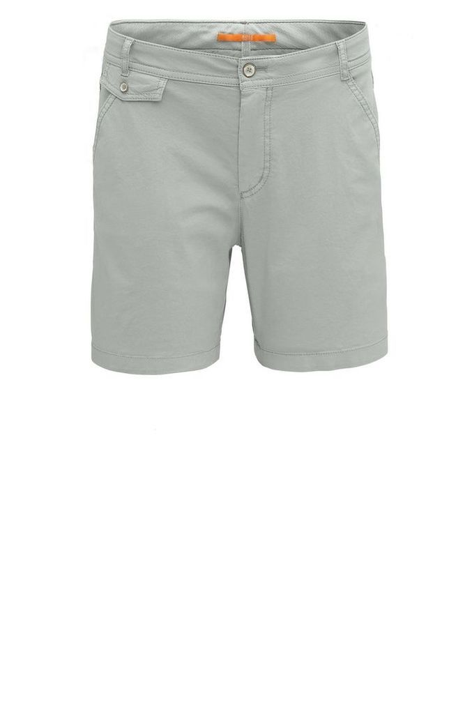 Relaxed-fit chino shorts in stretch cotton: `Sochina-D`