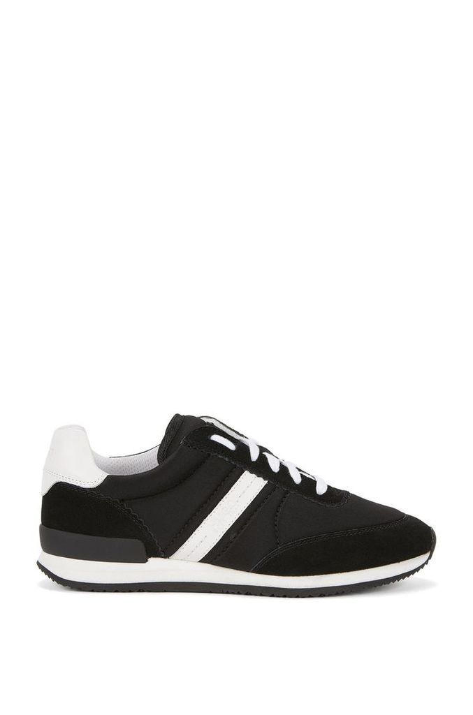 Panelled trainers in suede and leather