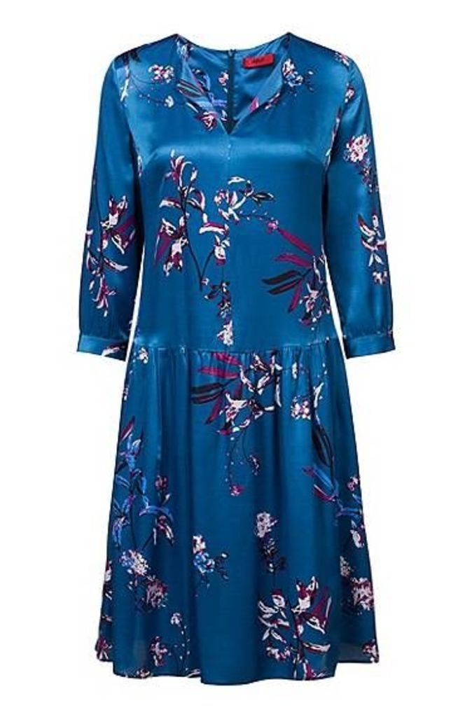 Silky floral-print dress with three-quarter sleeves