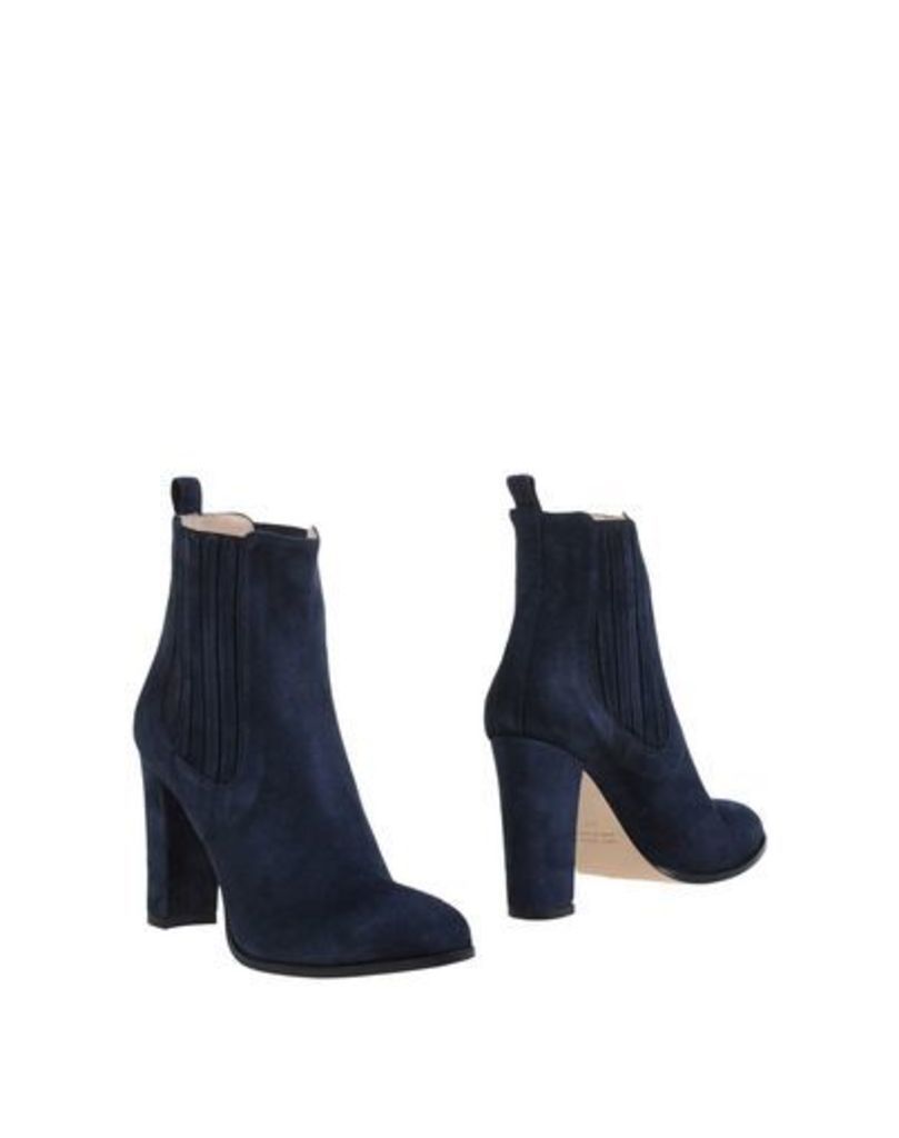 8 FOOTWEAR Ankle boots Women on YOOX.COM