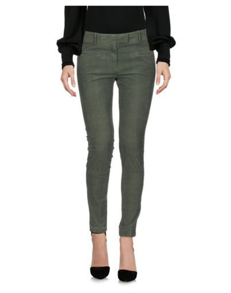 TRUE ROYAL TROUSERS Casual trousers Women on YOOX.COM