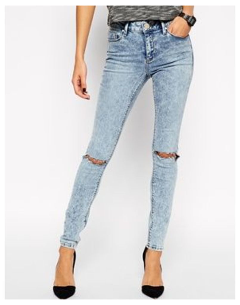 ASOS Lisbon Skinny Mid Rise Jeans in Daydreamer Wash With Busted Knees - Light blue