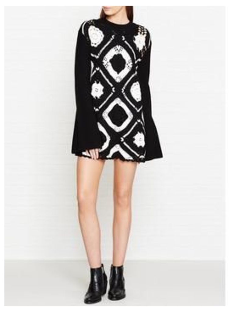 Mcq Alexander Mcqueen Fluted Sleeve Crochet Dress - Black/White