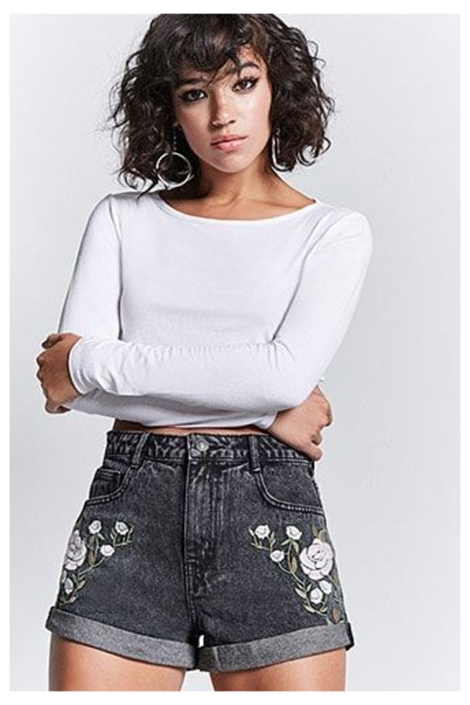 Floral Embroidered Cuff Shorts
