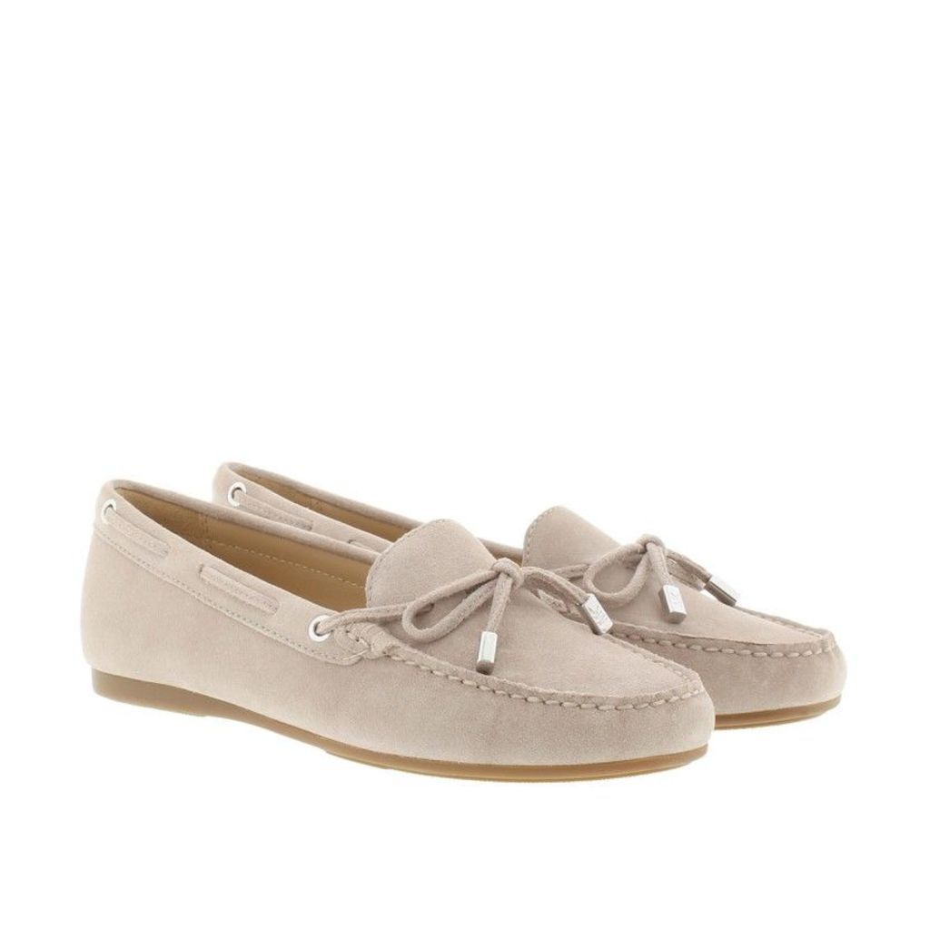 Michael Kors Loafers & Slippers - Sutton Mocassin Suede Cement - in beige - Loafers & Slippers for ladies