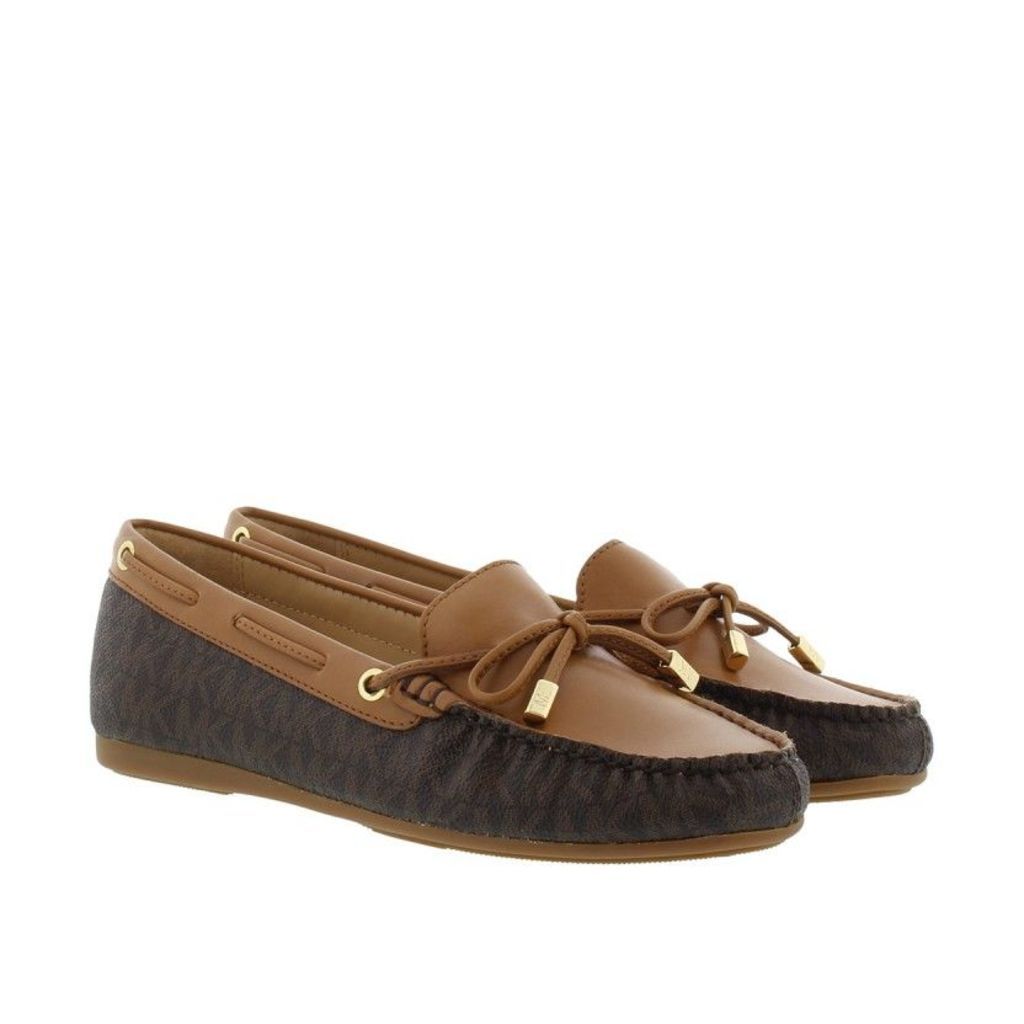 Michael Kors Loafers & Slippers - Sutton Mocassin Mini MK Logo Brown - in brown - Loafers & Slippers for ladies