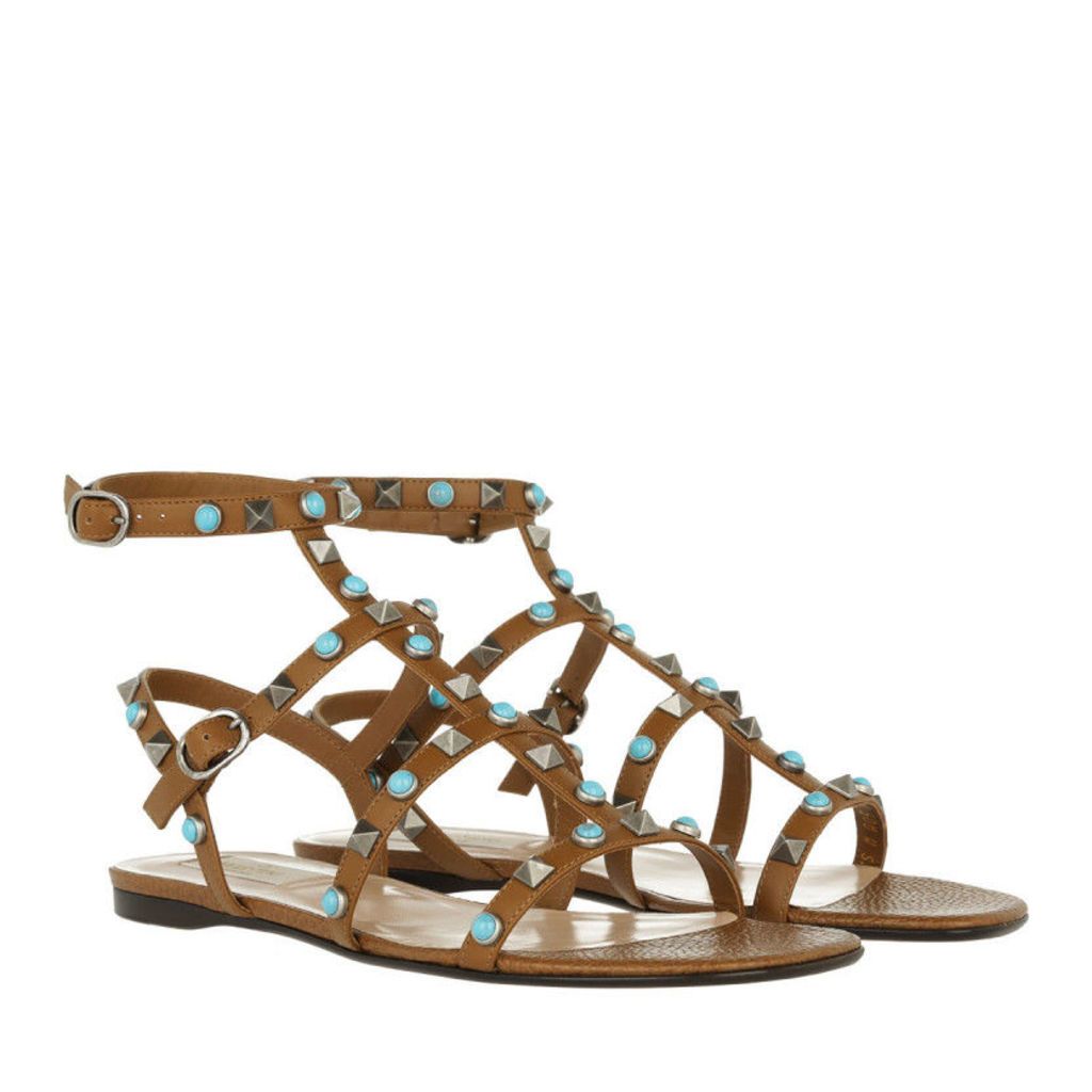 Valentino Sandals - Rockstud Flat Sandal Bright Cuir - in brown - Sandals for ladies