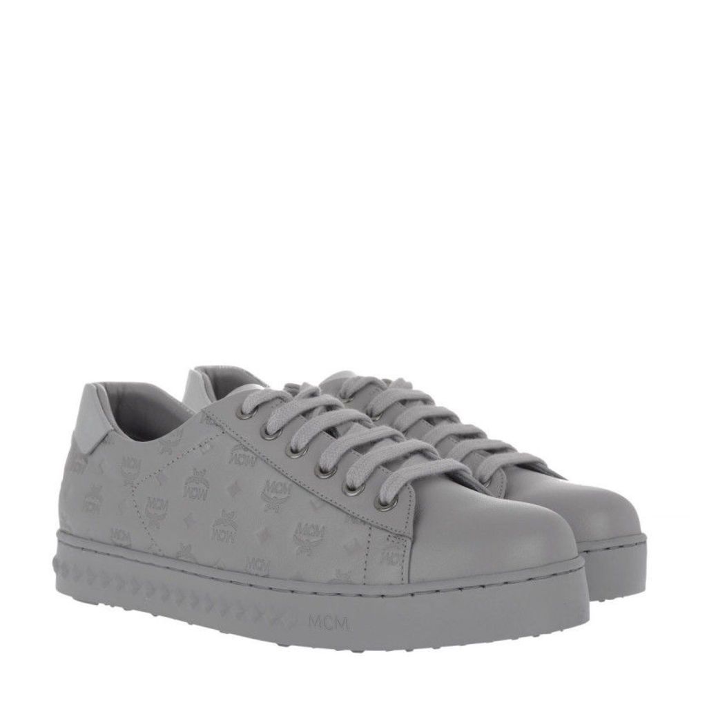 MCM Sneakers - W Embo LT Logo Sneakers Silver Shadow - in grey - Sneakers for ladies