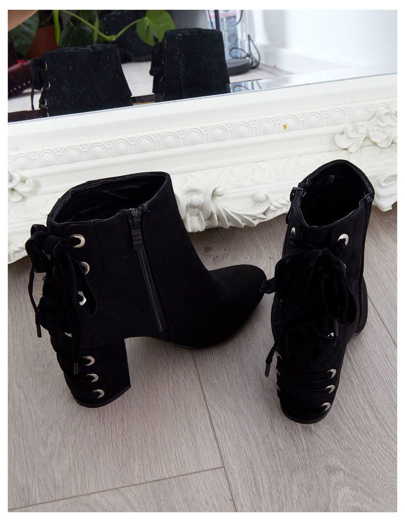 AMARIS - Velvet Ribbon Suede Black Ankle Boots