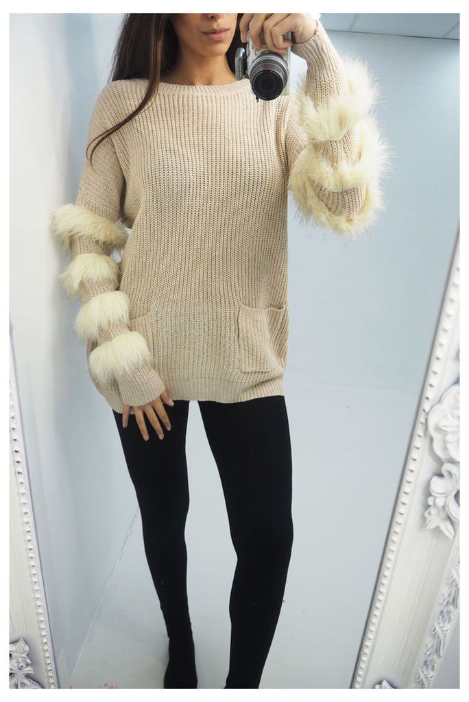 Annie faux fur detailed knitted jumper
