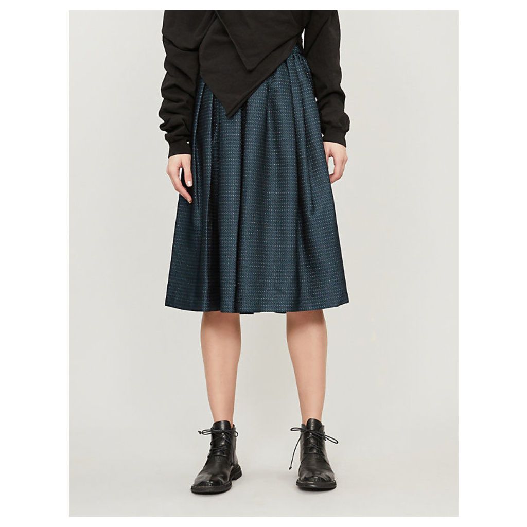 Geometric-patterned pleated skirt