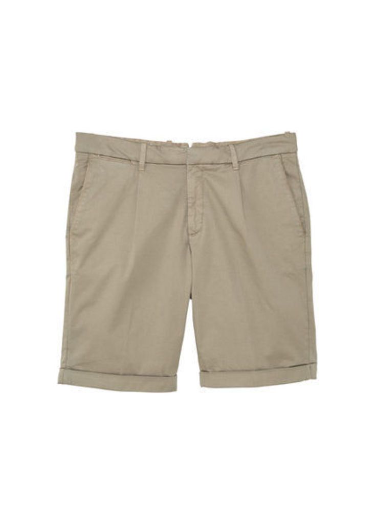 Cotton pleated bermuda shorts