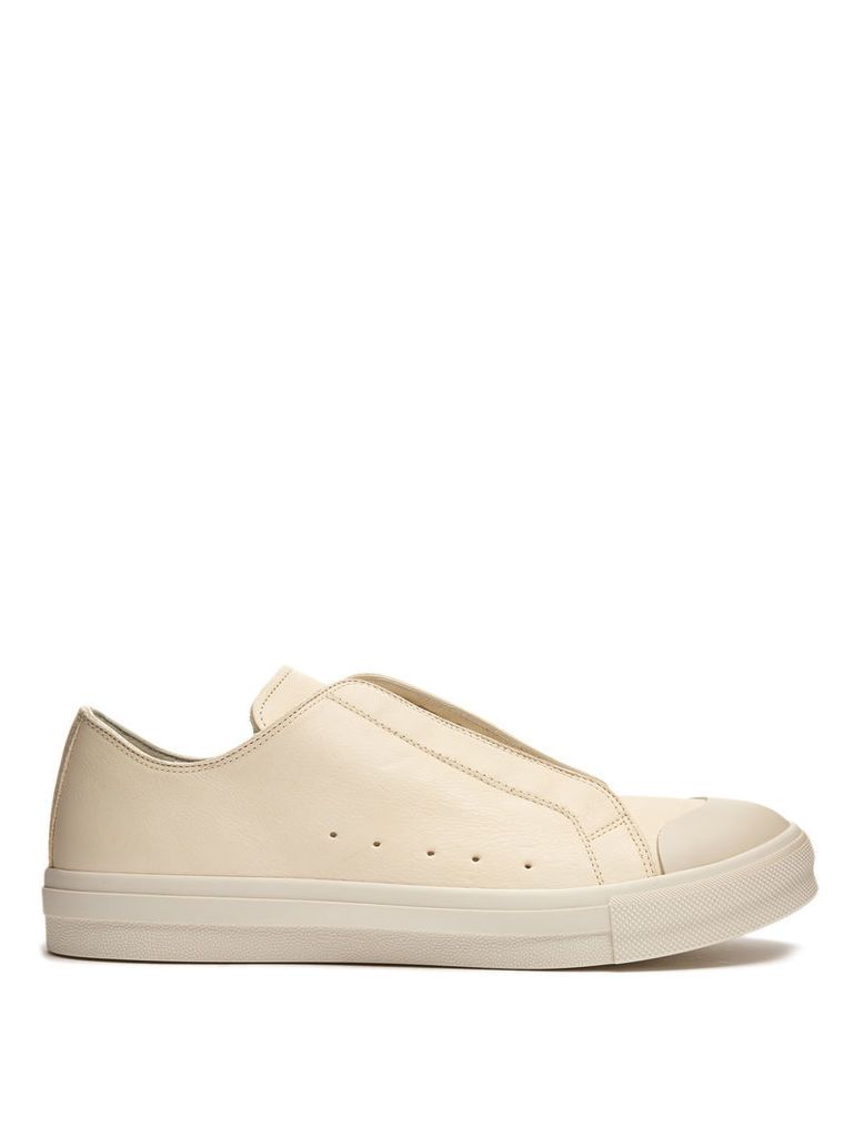 Contrast-toe low-top leather trainers