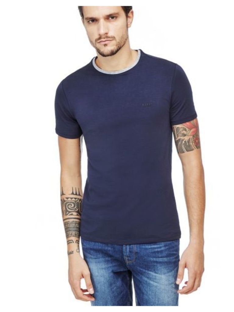 Guess T-Shirt With Trimmed Neckline