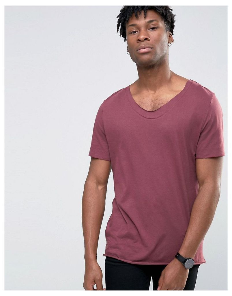 ASOS Longline T-Shirt With Raw Neck Detail In Red - Regal