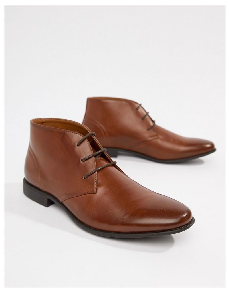 ASOS DESIGN chukka boots in tan faux leather