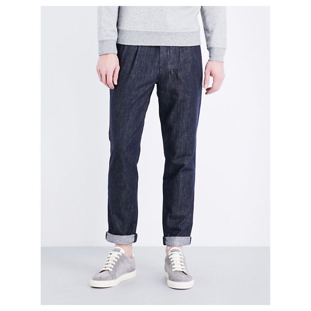 Leisure-fit tapered denim jeans