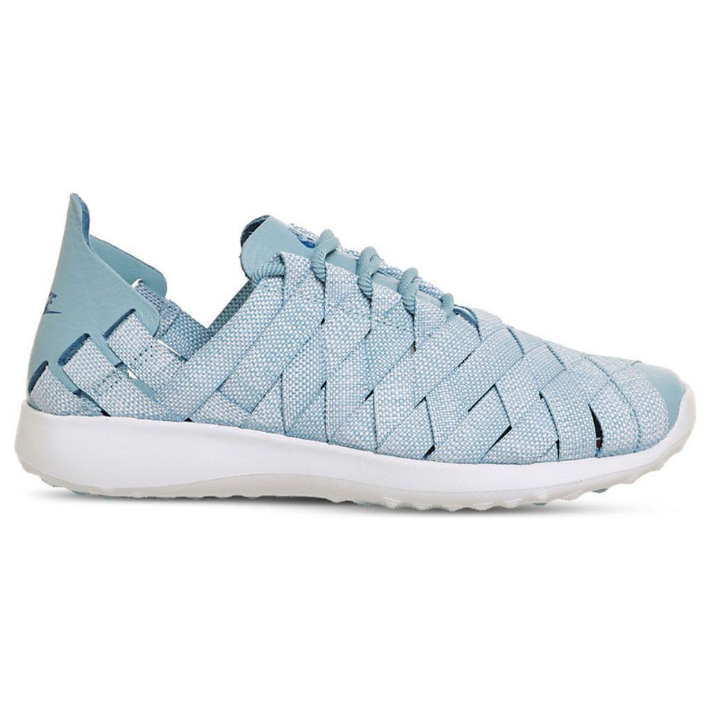 Nike Juvenate woven textile trainers, Mens, Size: 7, Mica blue white