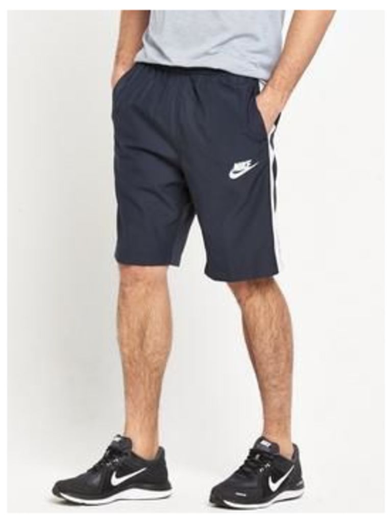 Nike Sportswear Season Woven Shorts