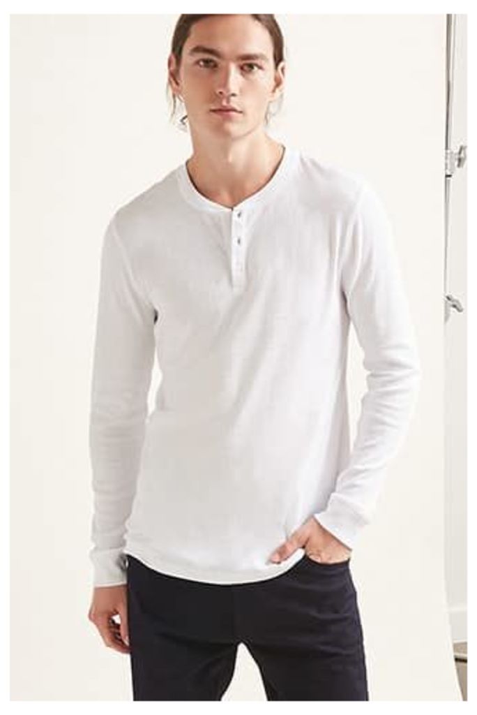 Long-Sleeve Ribbed Henley Tee