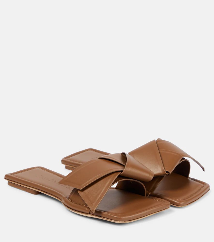 Musubi leather sandals