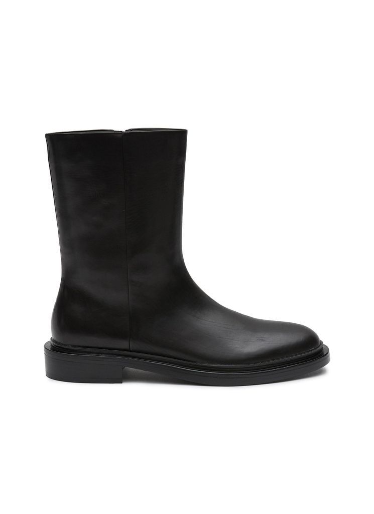 ‘BERLIN' ROUND TOE LEATHER BOOTS