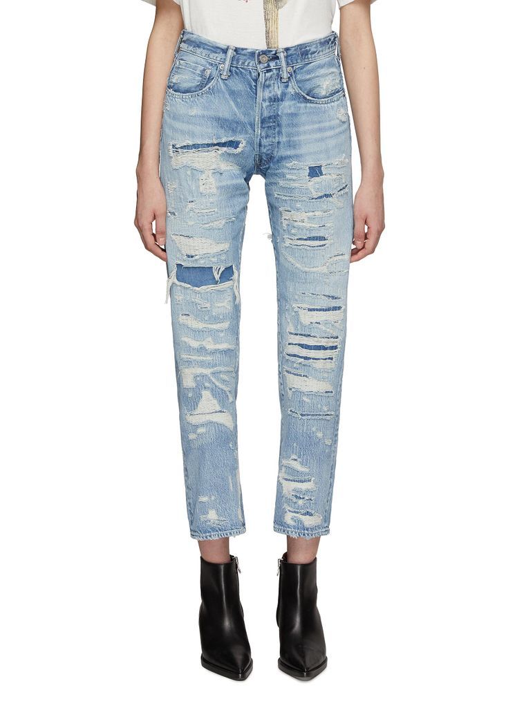 Classic Carver VW010 Distressed Jeans