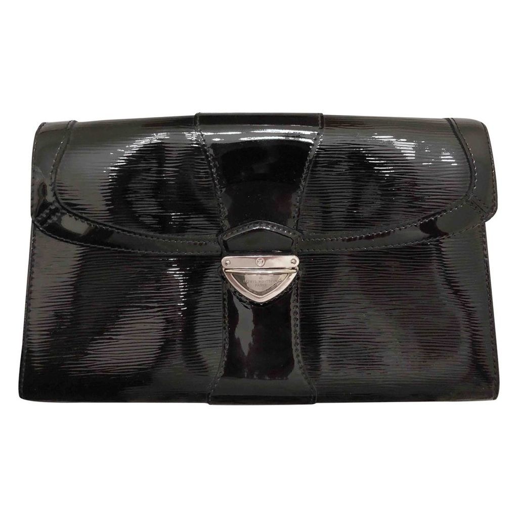 Patent leather clutch bag