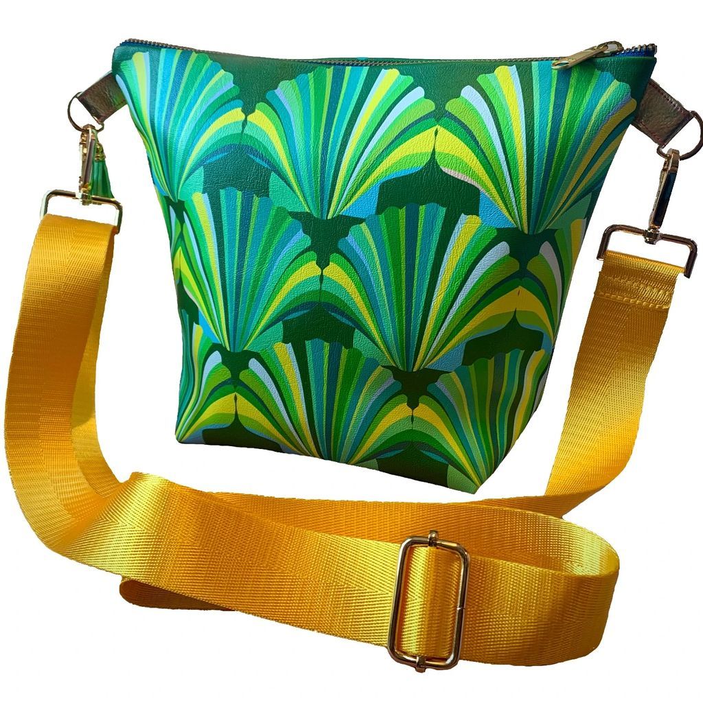 Chloe Croft London Limited - Green Shell Vegan Leather Handbag