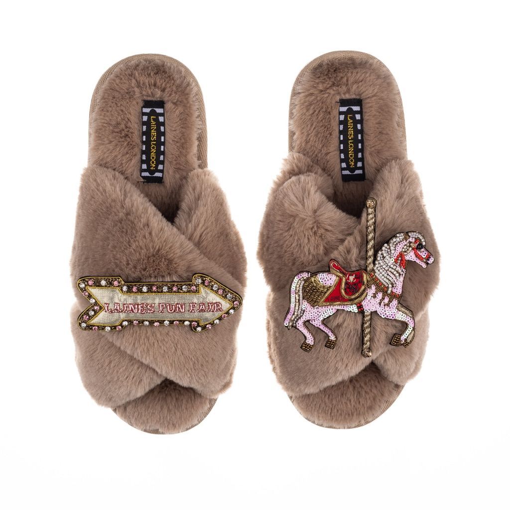 LAINES LONDON - Classic Laines Toffee Slippers With Premium Double Carousel & Sign
