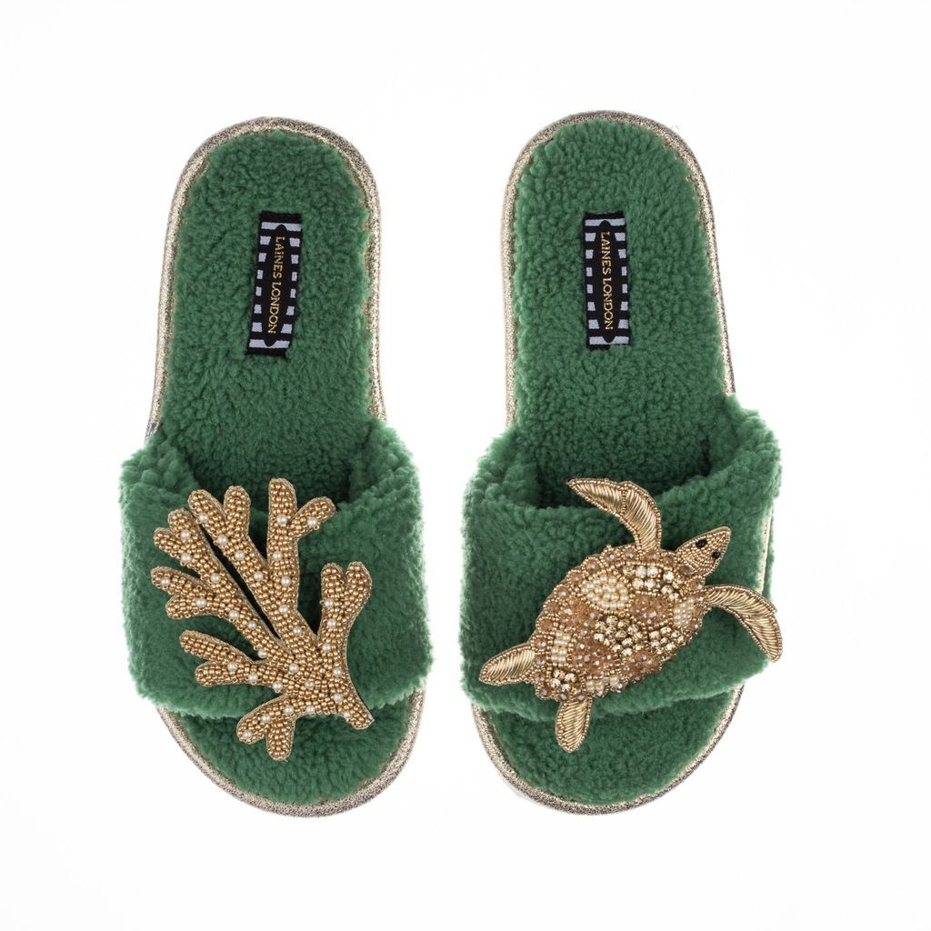 LAINES LONDON - Teddy Towelling Slipper / Sliders With Artisan Gold Turtle & Coral - Emerald Green