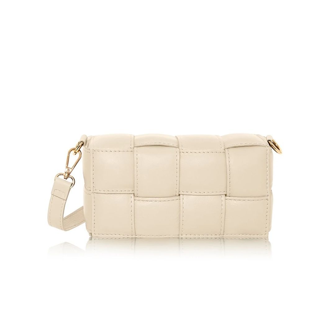 Betsy & Floss - Serena Woven Crossbody Handbag In Cream