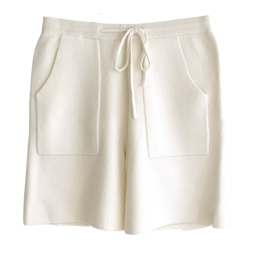 Women's Neutrals Cashmere Cargo Pocket Shorts - Ivory Medium Zenzee