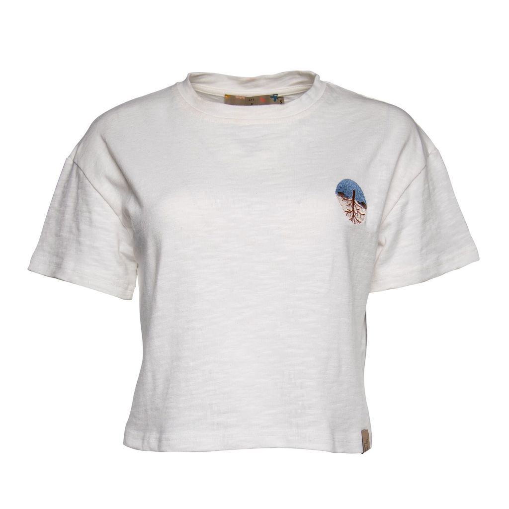 Women's White Nature Embroidery T-Shirt - Air Small Bee & Alpaca