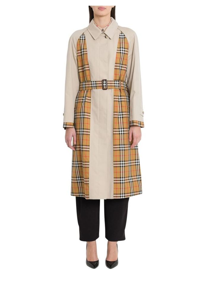 Burberry Guiseley Trench Coat With Contrasting Panels